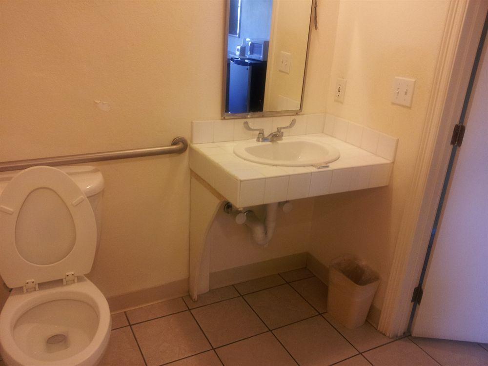 Best Western Beachside Hotel 3*